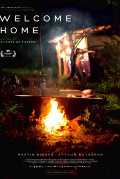 Смотреть трейлер Welcome Home (2015)